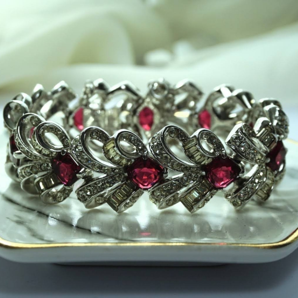 Vintage Marcel Boucher Ruby Coloured Glass Rhodium Plated Bracelet - Picture 13 of 13